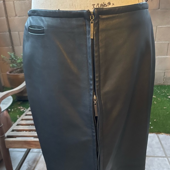 Express Genuine 100% Leather A-Line 2 Way Zipper Classic Sexy Neutral Skirt 9 10 - Picture 6 of 16